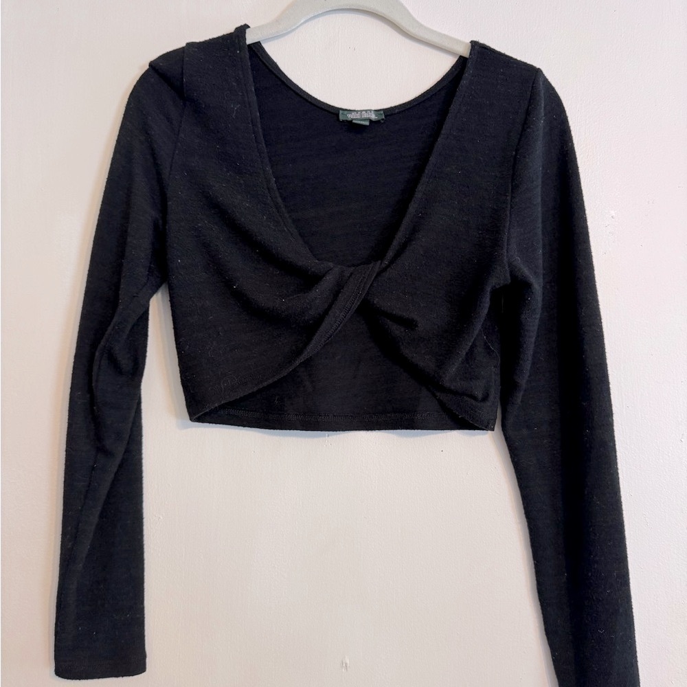 Black Long Sleeve Loop Front Top